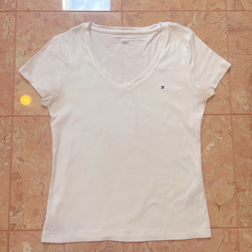 Women’s Tommy Hilfiger White V-Neck Shirt